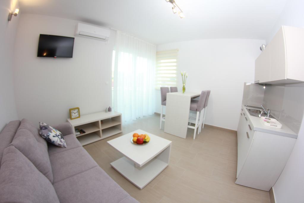 סלאנו Villa Mar מראה חיצוני תמונה
